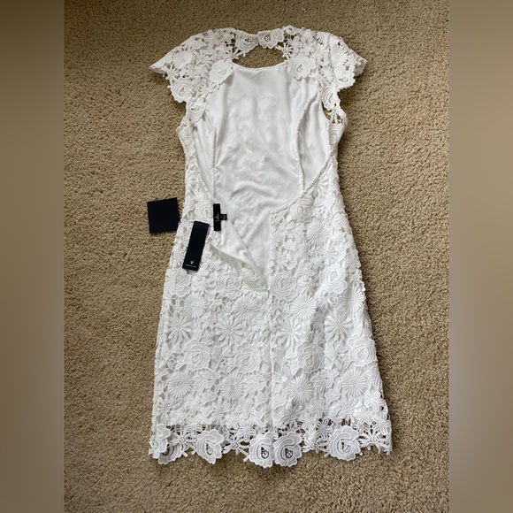 White Backless Lace Dress (Lulu’s) Size Small - Picture 4 of 8
